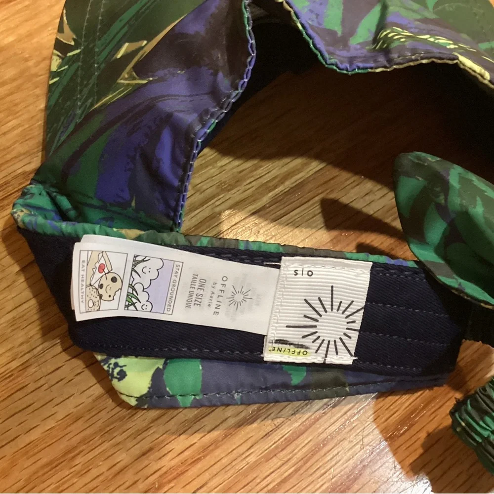 Tropical Print Visor - Picture 2 of 3